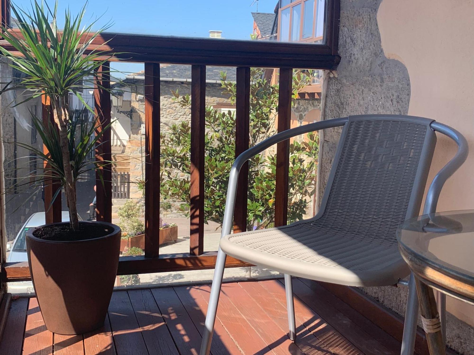 Hostal Casa San Nicolas Molinaseca Εξωτερικό φωτογραφία